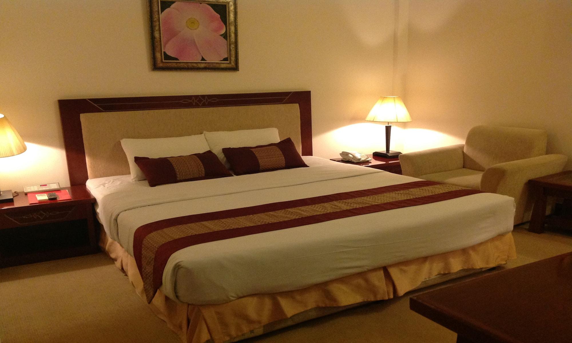 Dong Khanh Hotel Ho Chi Minh City Exterior photo
