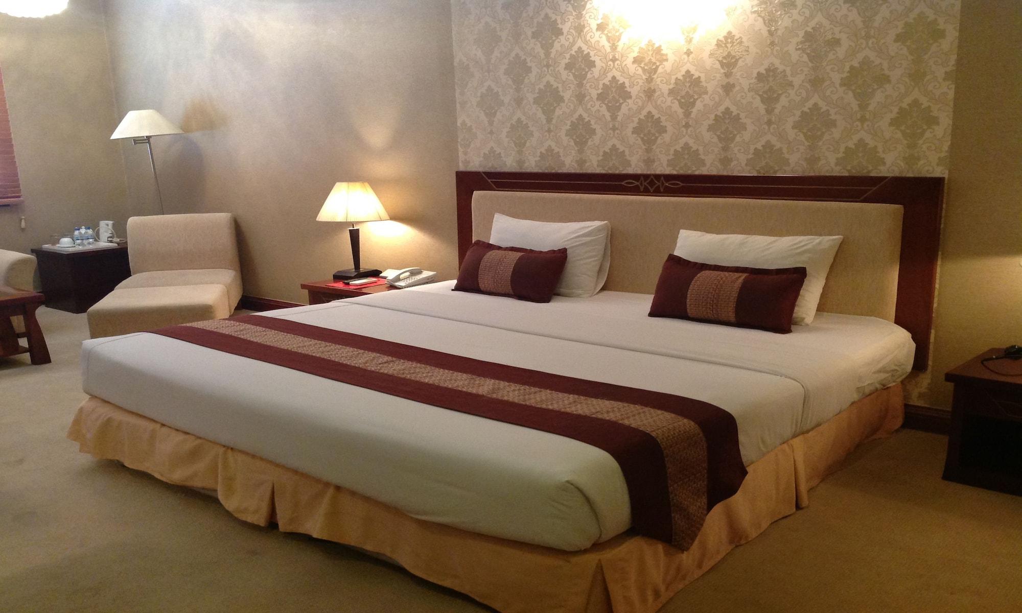 Dong Khanh Hotel Ho Chi Minh City Exterior photo