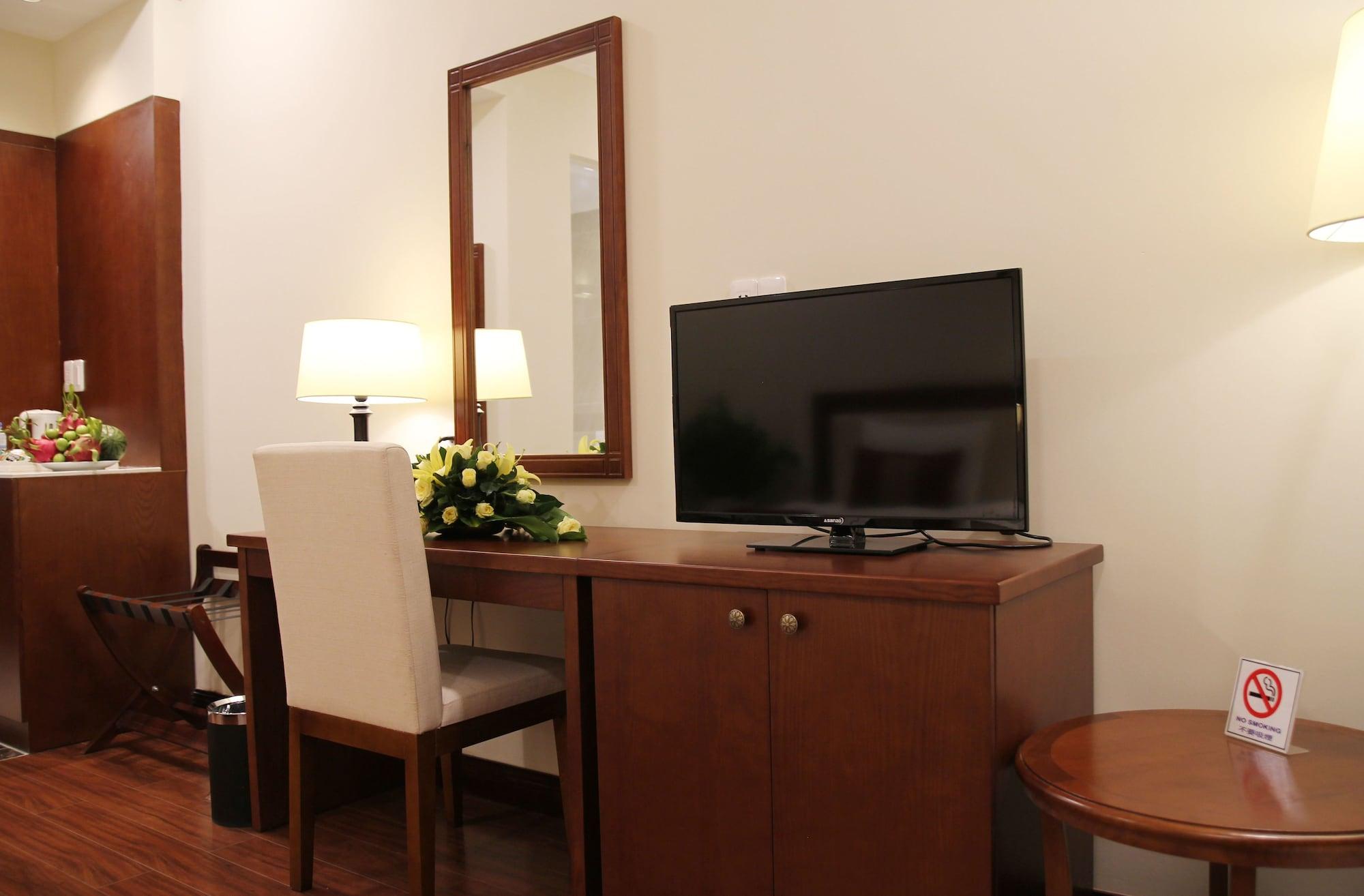 Dong Khanh Hotel Ho Chi Minh City Exterior photo