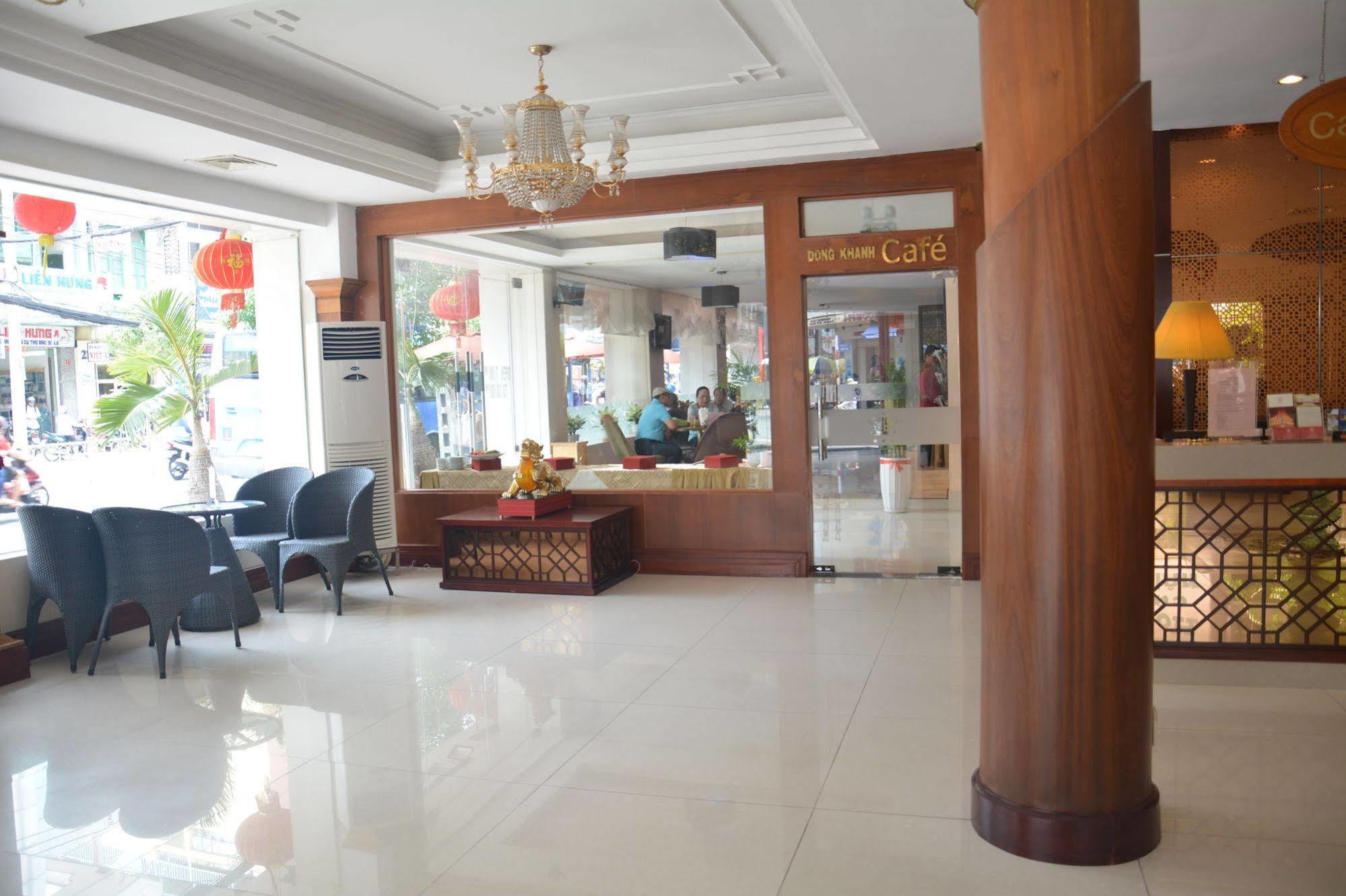 Dong Khanh Hotel Ho Chi Minh City Exterior photo