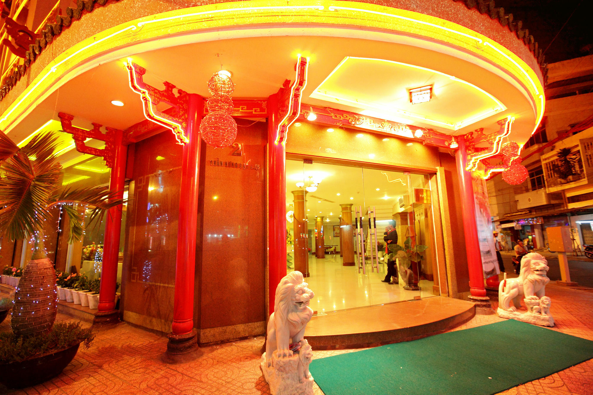 Dong Khanh Hotel Ho Chi Minh City Exterior photo